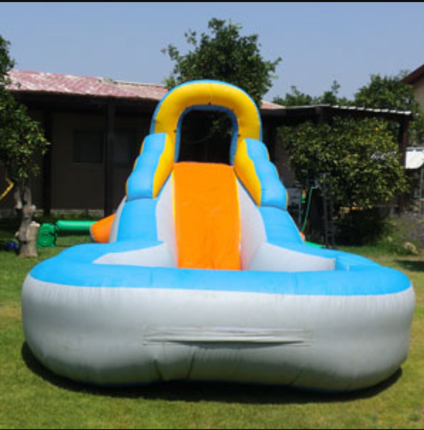 Read more about the article מגלשת קצף