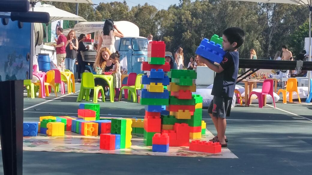 Read more about the article לגו ענק