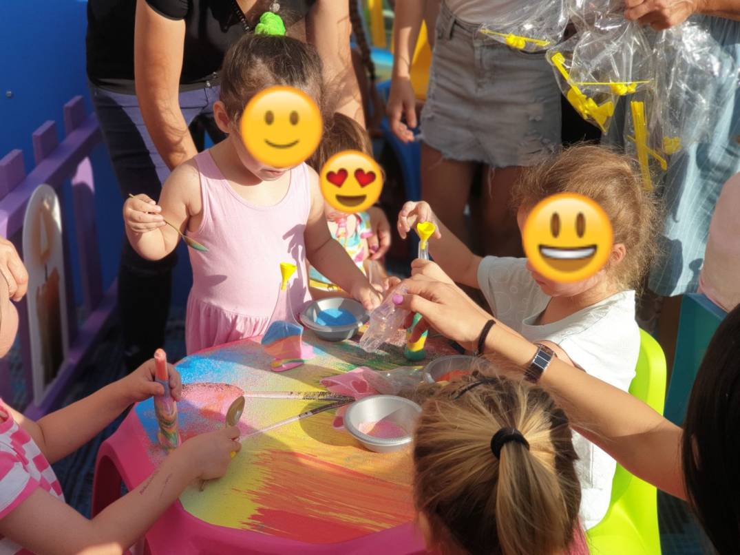 Read more about the article סדנת הכנת בקבוקי חול צבעוני